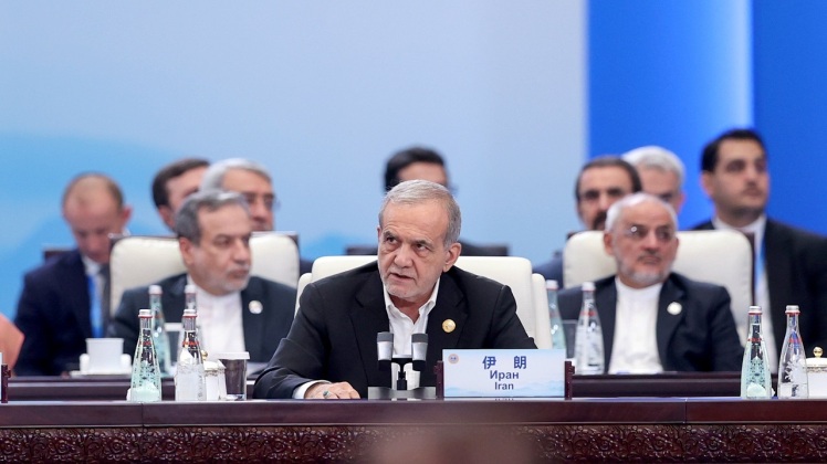 همواره برای یافتن راهحل دیپلماتیک حل و فصل برنامه صلحآمیز هستهای آمادگی داشته و داریم