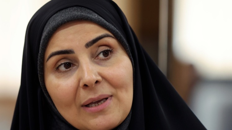 فرزانه صادق: آثار جنگ را از چهره شهر‌ها پاک می‌کنیم
